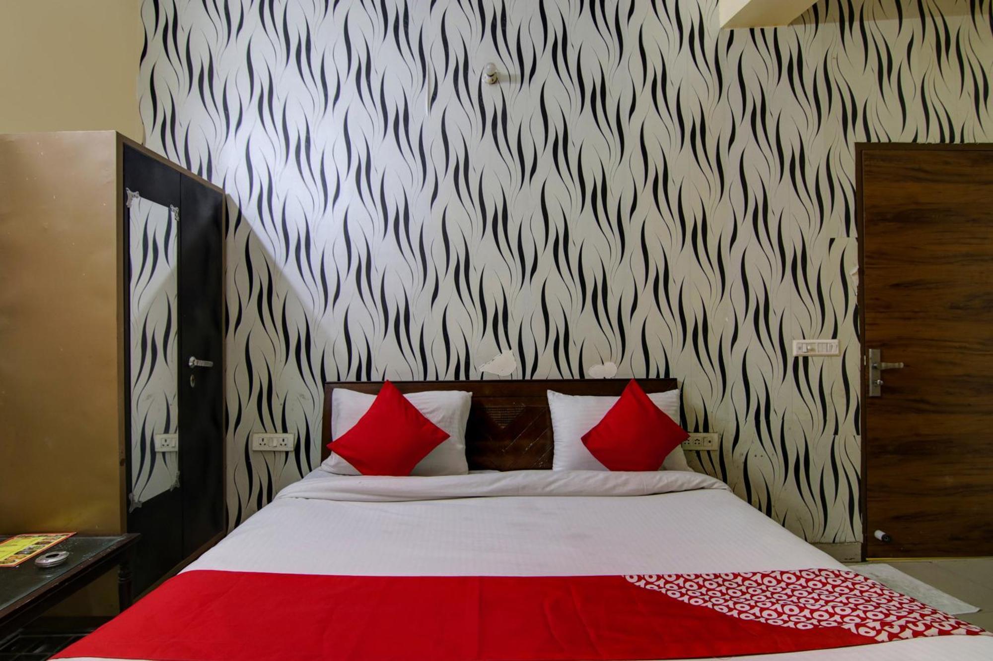Hotel Yash House Νέο Δελχί Εξωτερικό φωτογραφία